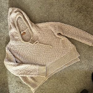 POL cropped sweater with hood